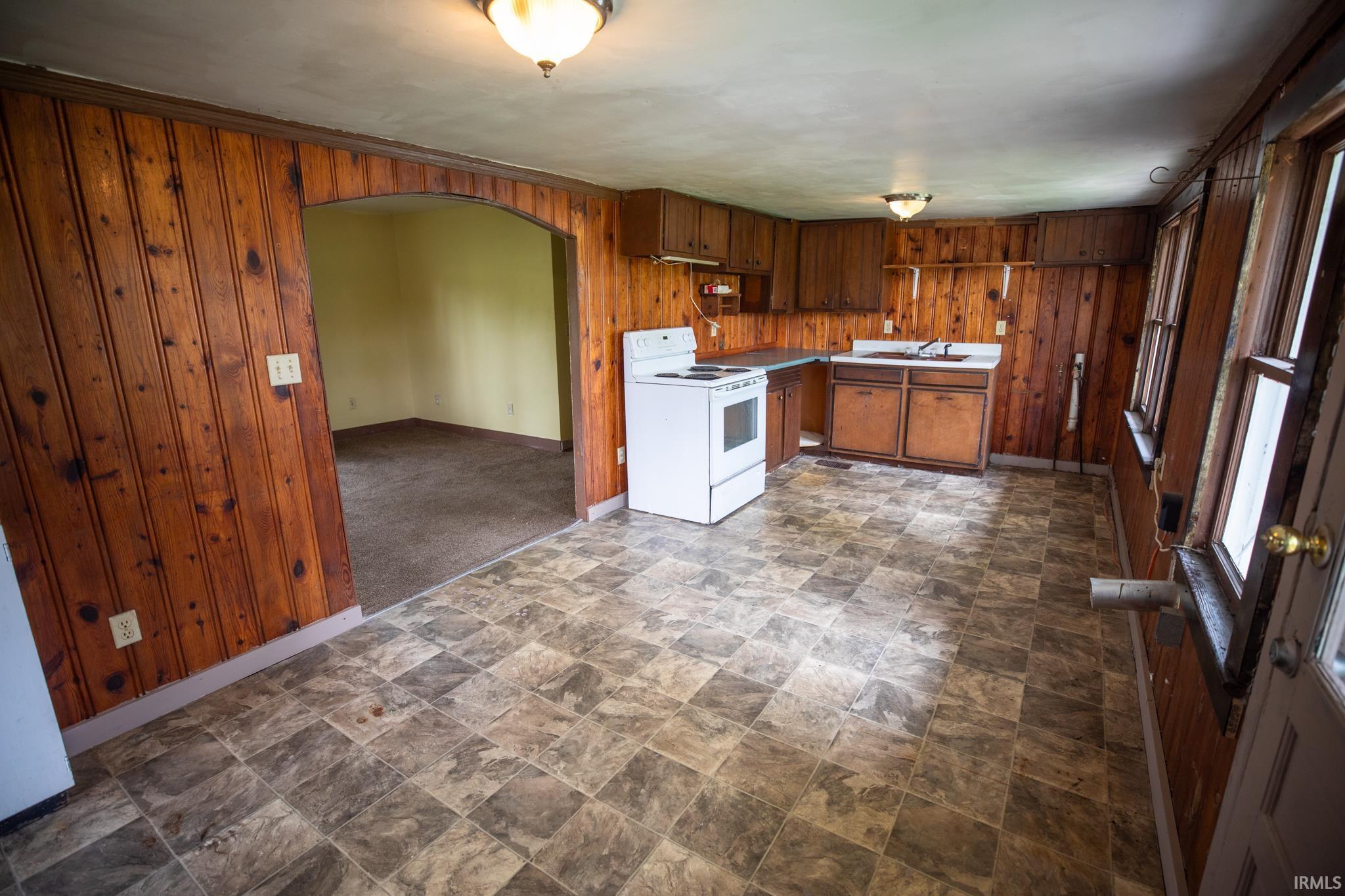 8147 15th Road Argos, IN 46501 - Photo 4 of 17