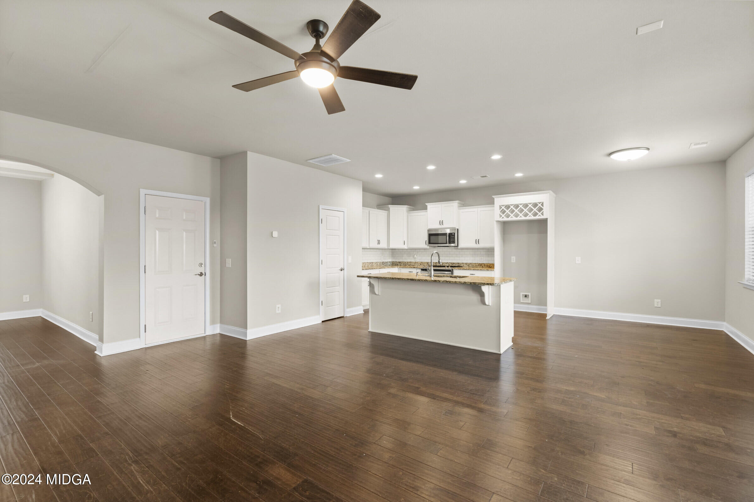 326 Rippling Water Way Perry, GA 31069 - Photo 13 of 51 13_240814_326_rippling_water_way_perry_0
