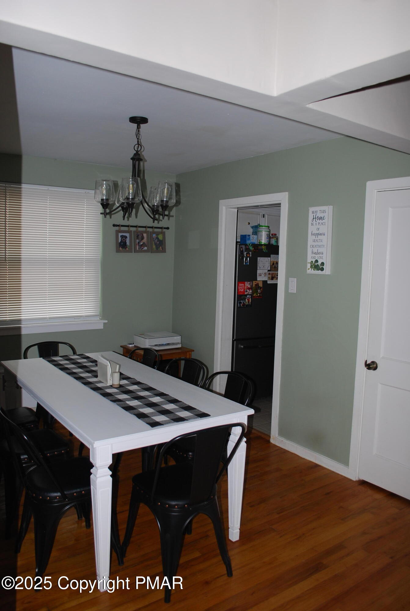 1249 Rye Street Allentown, PA 18103 - Photo 5 of 41 DSC_0264