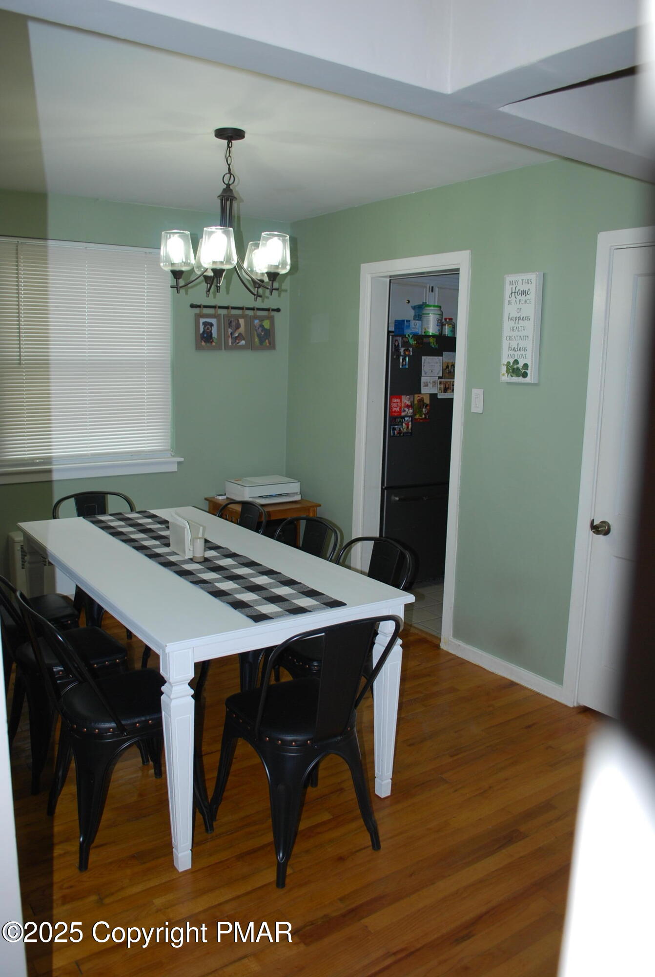 1249 Rye Street Allentown, PA 18103 - Photo 6 of 41 DSC_0265