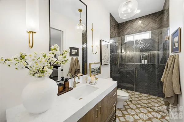 $1,250,000 | 264 Hawthorne Park Avenue, Belmont, NC 28012
