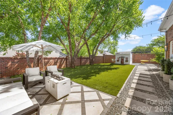 $1,250,000 | 264 Hawthorne Park Avenue, Belmont, NC 28012