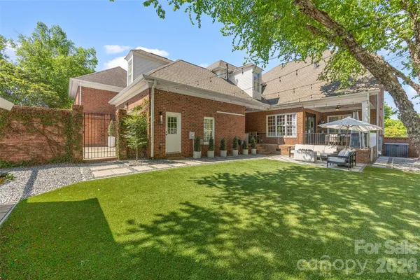 $1,250,000 | 264 Hawthorne Park Avenue, Belmont, NC 28012