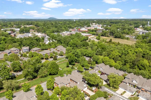 $1,250,000 | 264 Hawthorne Park Avenue, Belmont, NC 28012