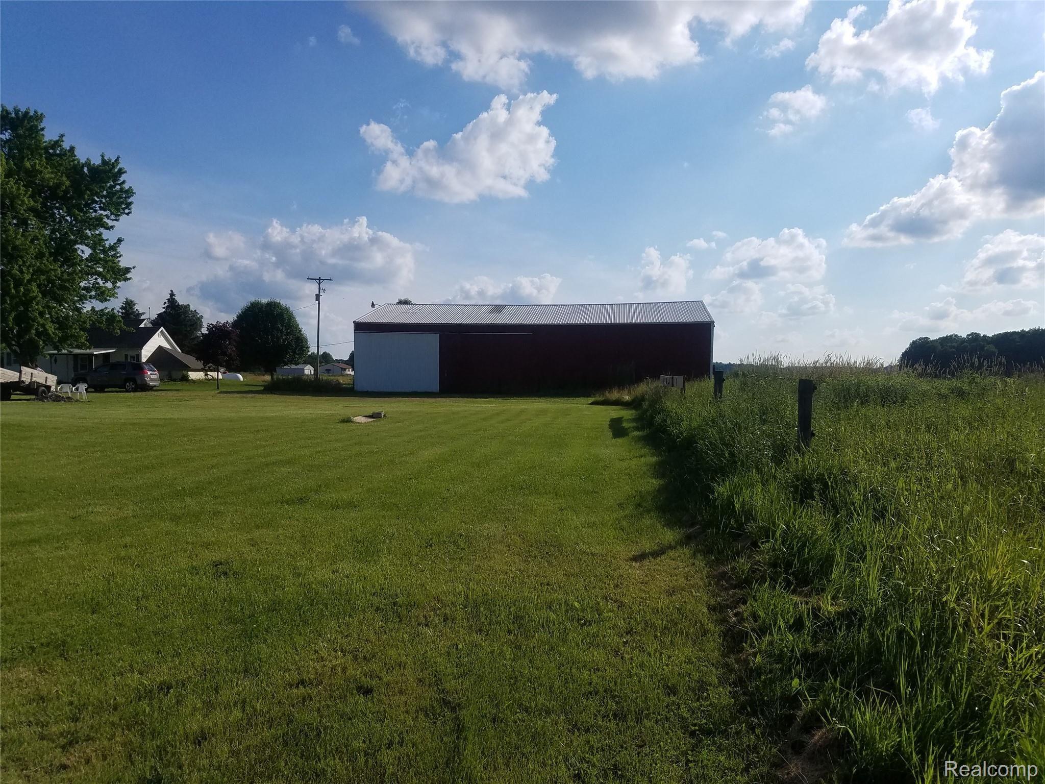 8147 Shipman Road Corunna, MI 48817 - Photo 25 of 26 yard 2.jpg