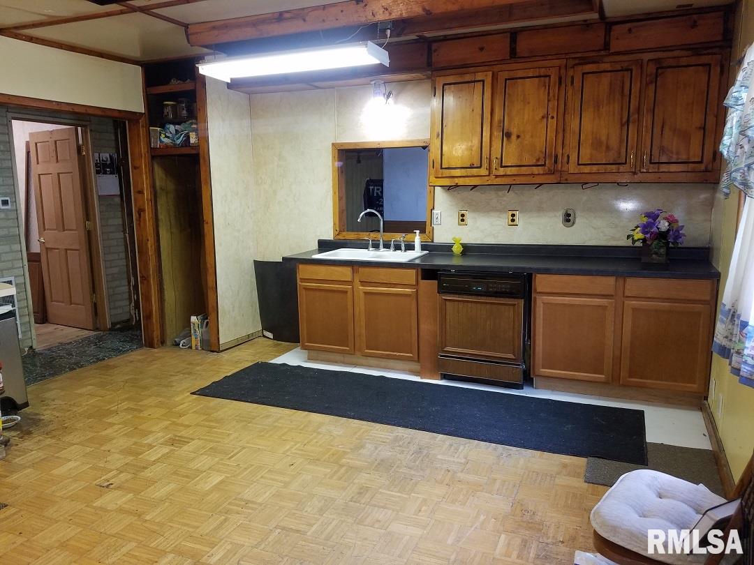 27812 North Karrick Road Glasford, IL 61533 - Photo 19 of 37