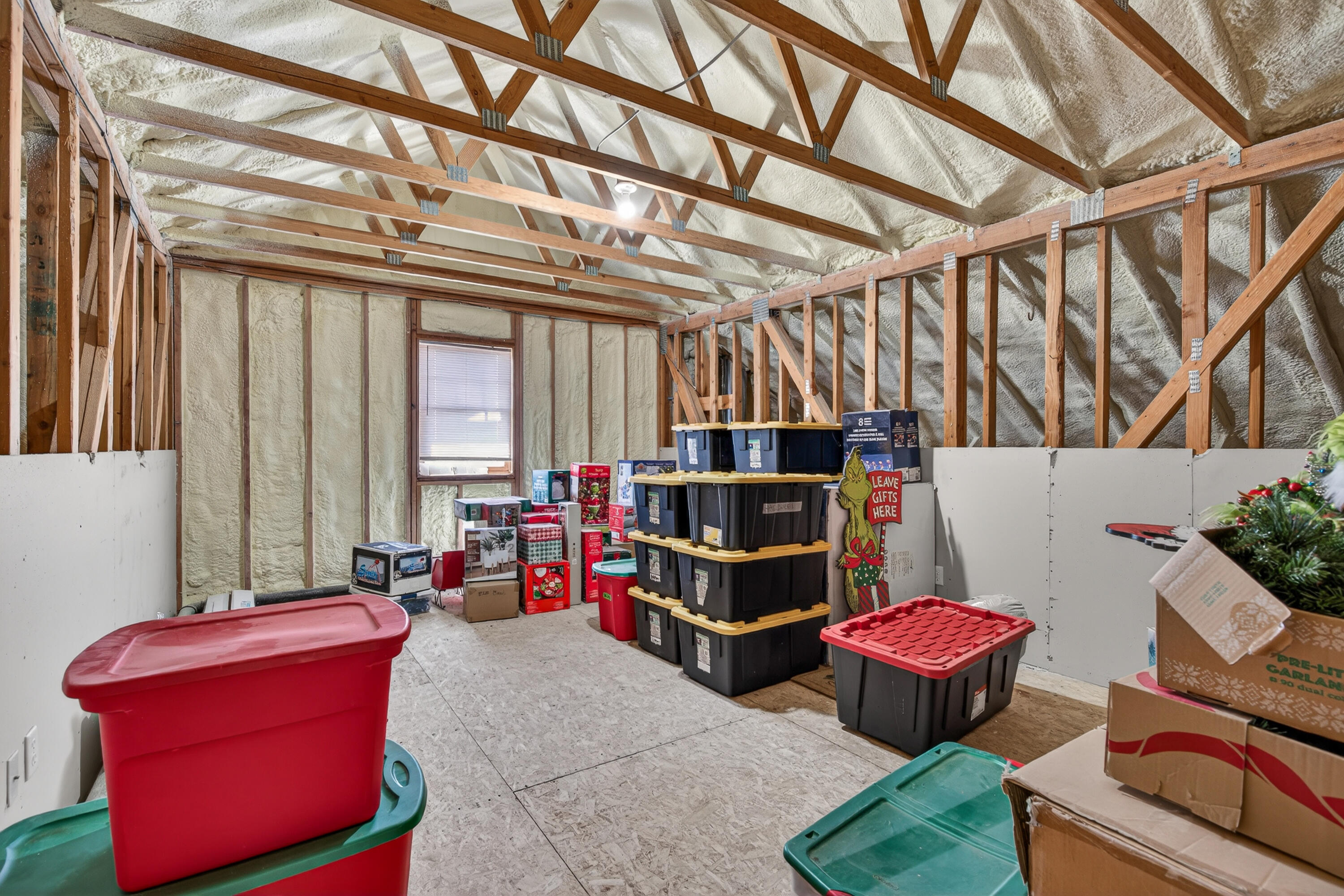 6081 Hillcrest Road Medford, OR 97504 - Photo 50 of 83 51