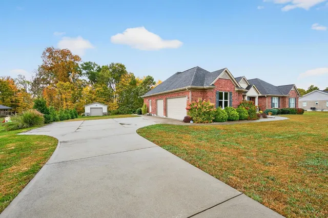 $625,000 | 4865 Gaynor Ridge Road, Guilford, IN 47022