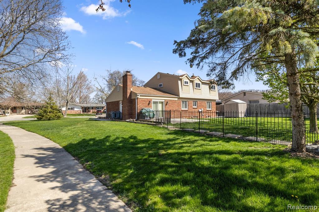 43921 Arlington Road Canton, MI 48187 - Photo 43 of 47