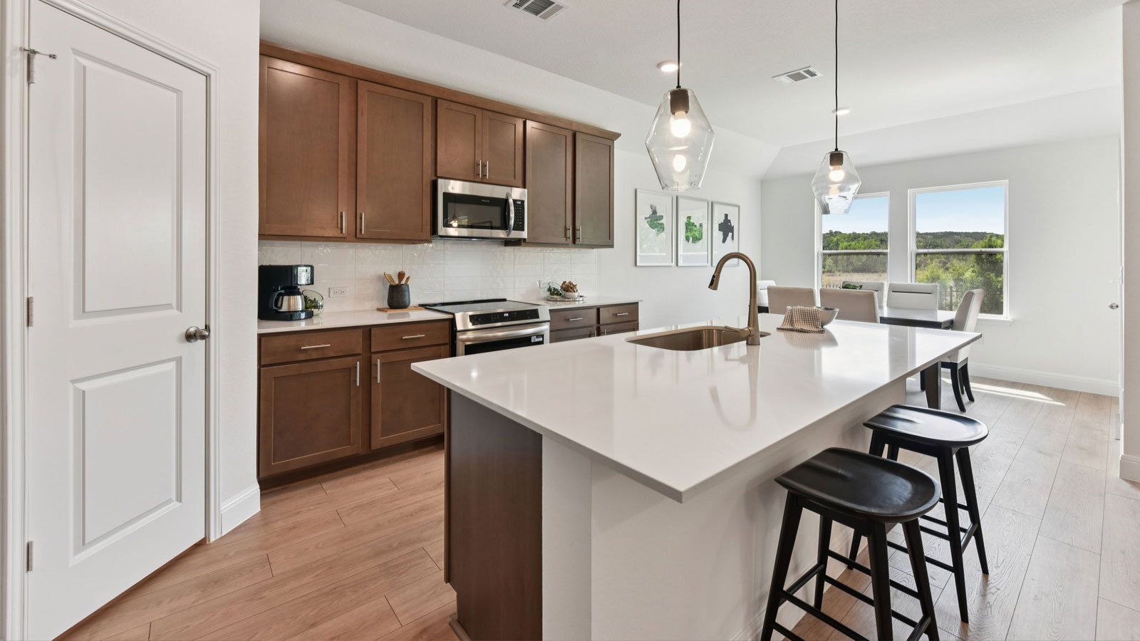 277 Rivers Edge Drive Georgetown, TX 78628 - Photo 12 of 40