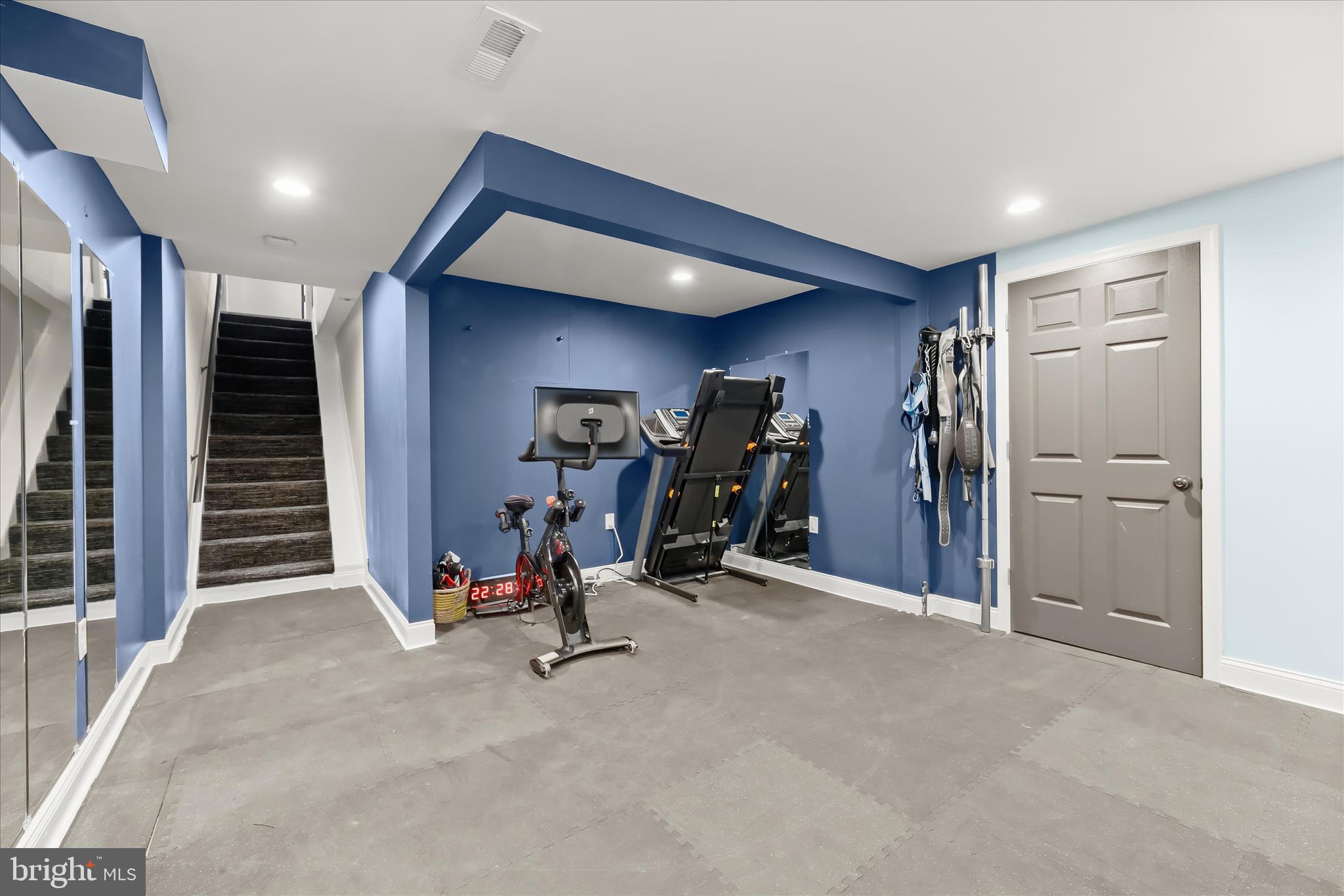 2102 Highland Ridge Drive Phoenix, MD 21131 - Photo 61 of 95 a view of a room with gym equipment