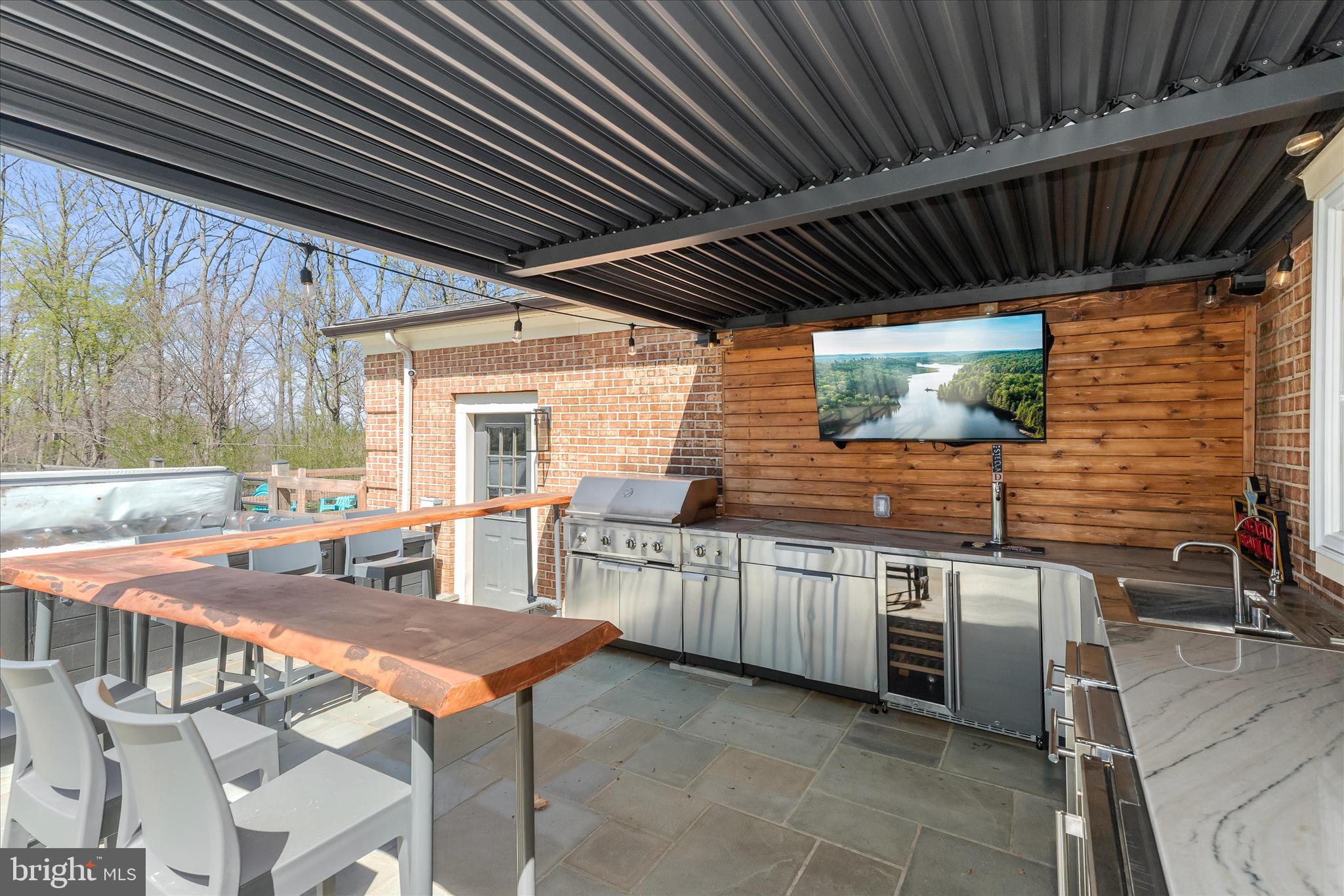 2102 Highland Ridge Drive Phoenix, MD 21131 - Photo 74 of 95 a outdoor dining space with furniture