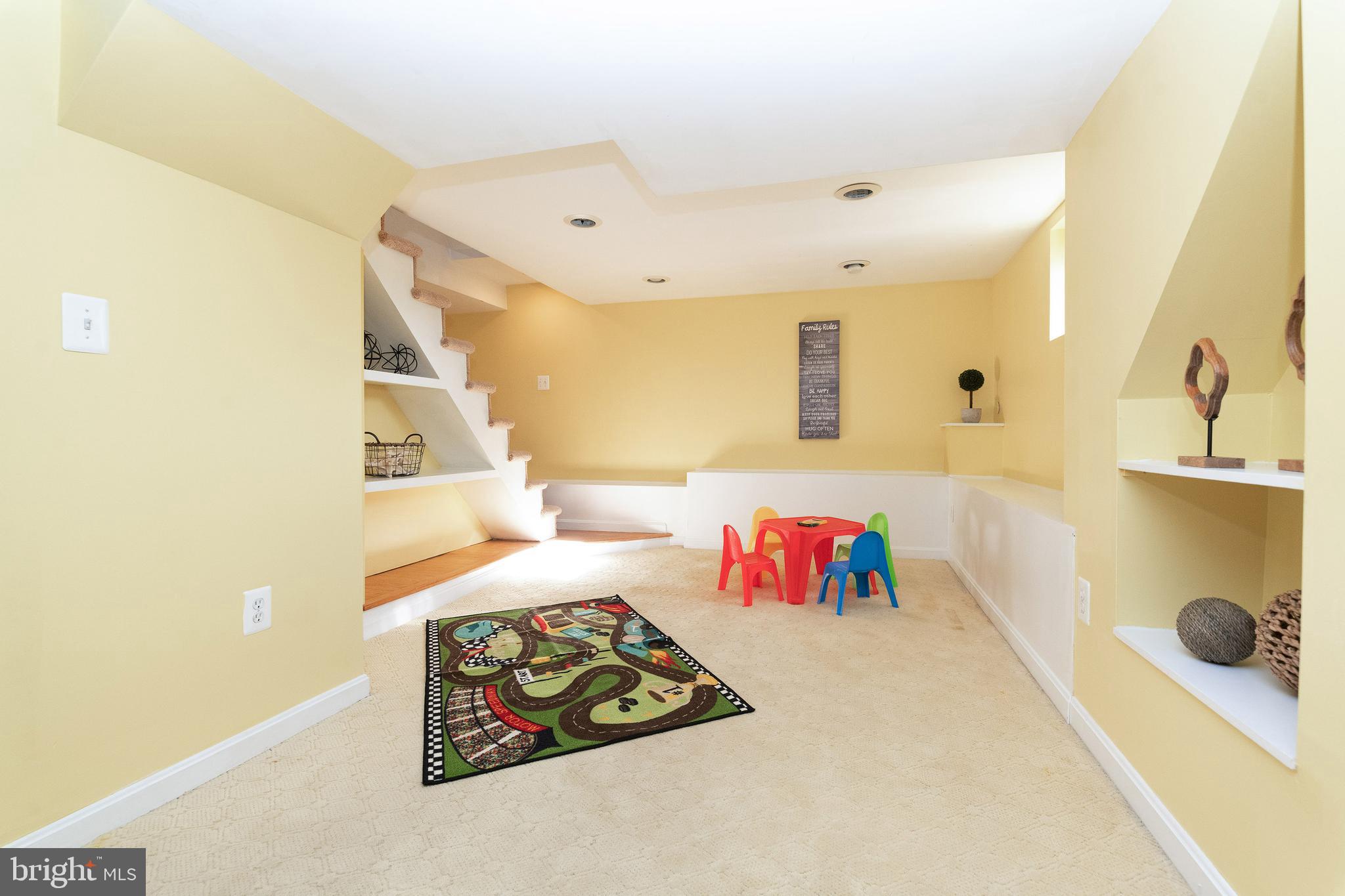 737 Regester Avenue Baltimore, MD 21212 - Photo 31 of 44