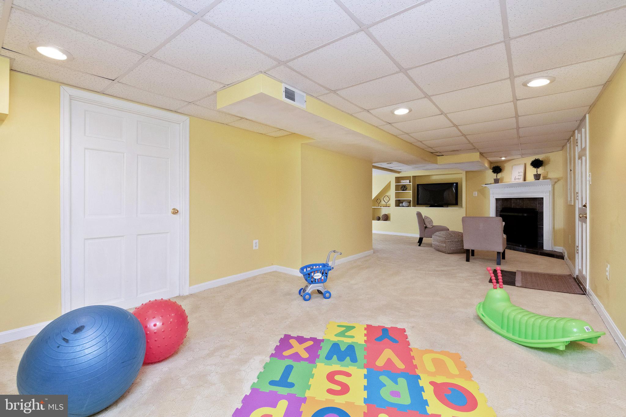 737 Regester Avenue Baltimore, MD 21212 - Photo 34 of 44