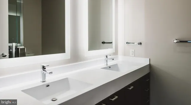 $1,965 | 450 North 18th Street, Unit 1B0837, Philadelphia, PA 19130