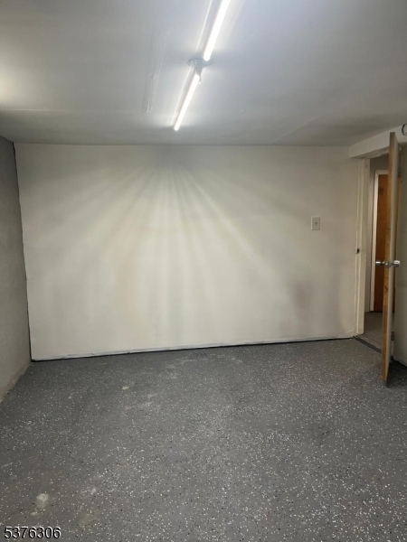 163 Wagaraw Road Hawthorne, NJ 07506 - Photo 17 of 26