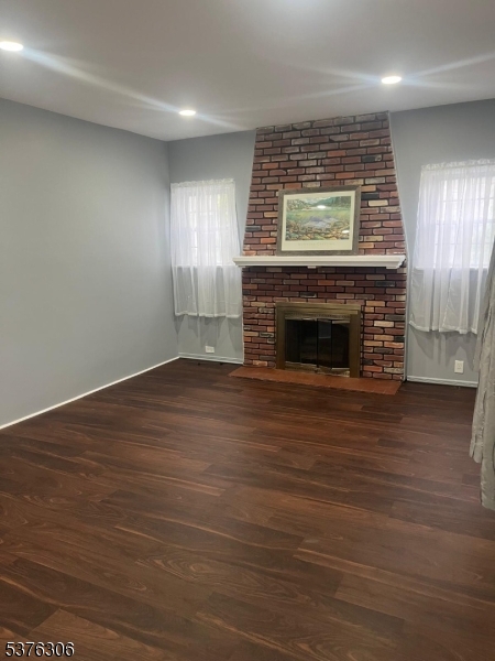 163 Wagaraw Road Hawthorne, NJ 07506 - Photo 4 of 26