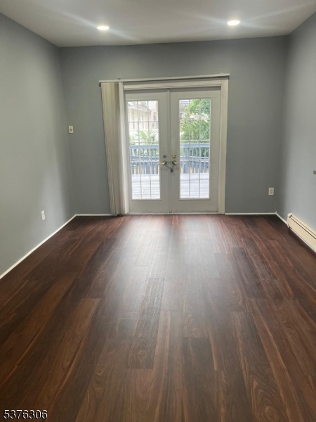 163 Wagaraw Road Hawthorne, NJ 07506 - Photo 6 of 26