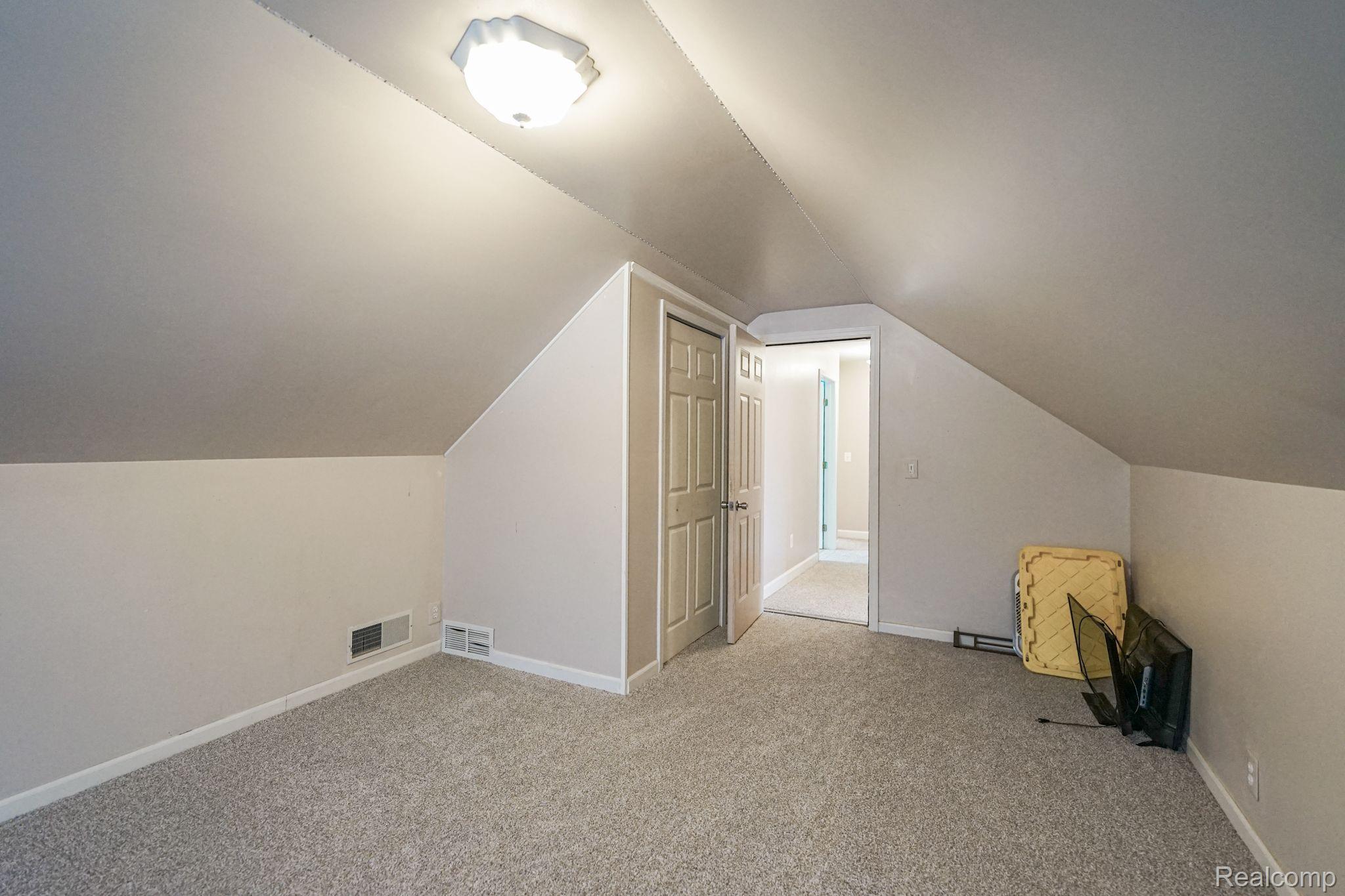 2528 North Lapeer Road Lapeer, MI 48446 - Photo 27 of 39 Gallery Image 27