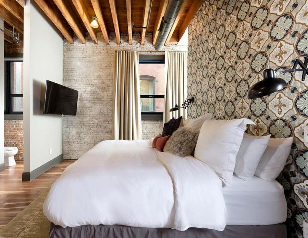 $11,900,000 | 218 3rd Avenue North, Nashville, TN 37201