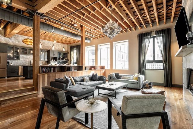 $11,900,000 | 218 3rd Avenue North, Nashville, TN 37201