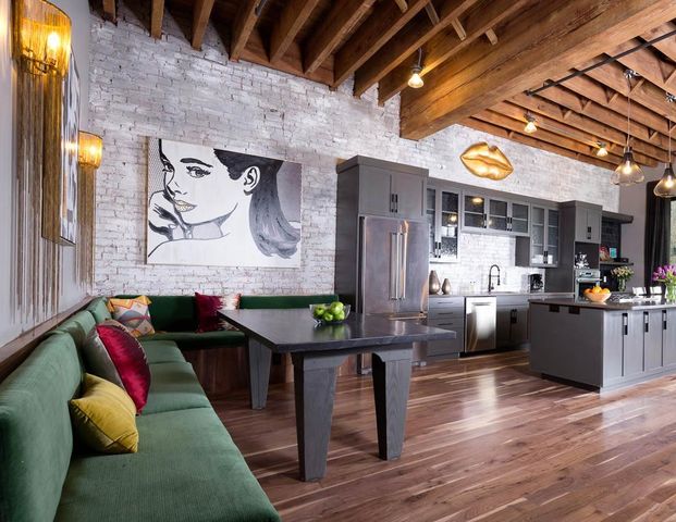 $11,900,000 | 218 3rd Avenue North, Nashville, TN 37201