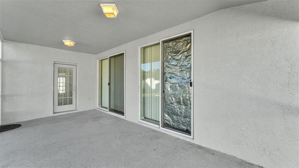 2729 Pankaw Lane Valrico, FL 33596 - Photo 31 of 41 a view of an empty room with a window