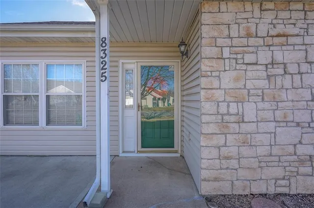 $235,000 | 8325 Waverly Avenue, Kansas City, KS 66109