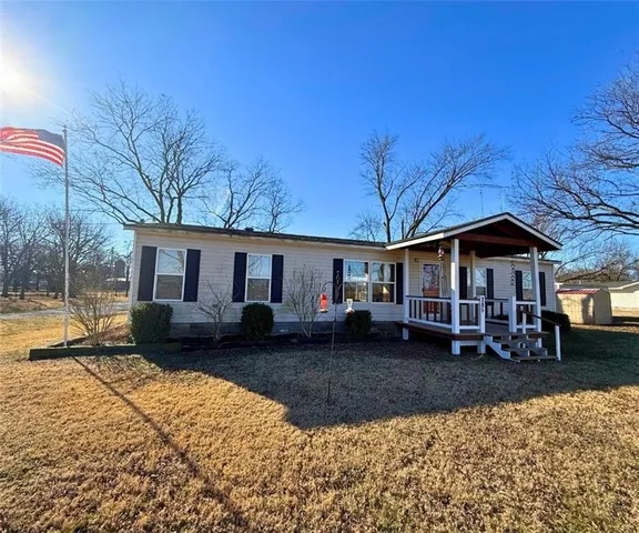 $169,900 | 285 Walnut Street, Deerfield, MO 64741