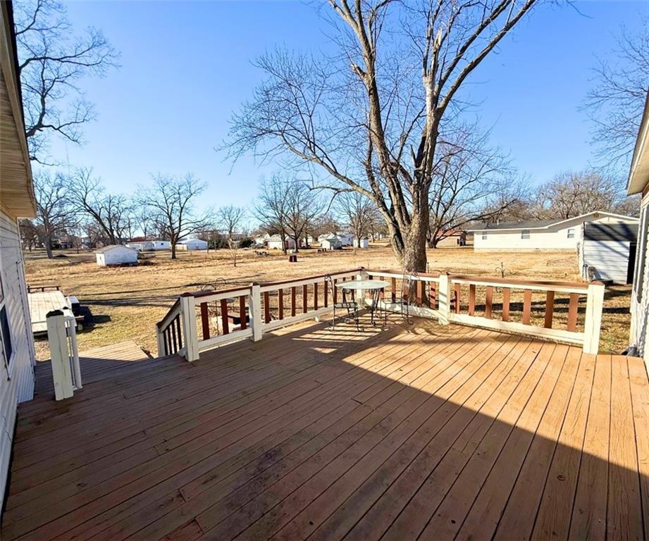 285 Walnut Street Deerfield, MO 64741 - Photo 2 of 15