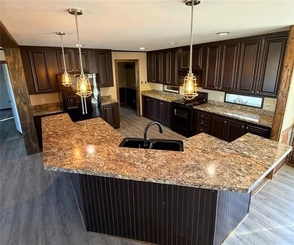 $169,900 | 285 Walnut Street, Deerfield, MO 64741