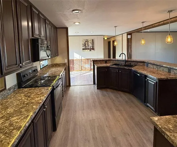 $169,900 | 285 Walnut Street, Deerfield, MO 64741