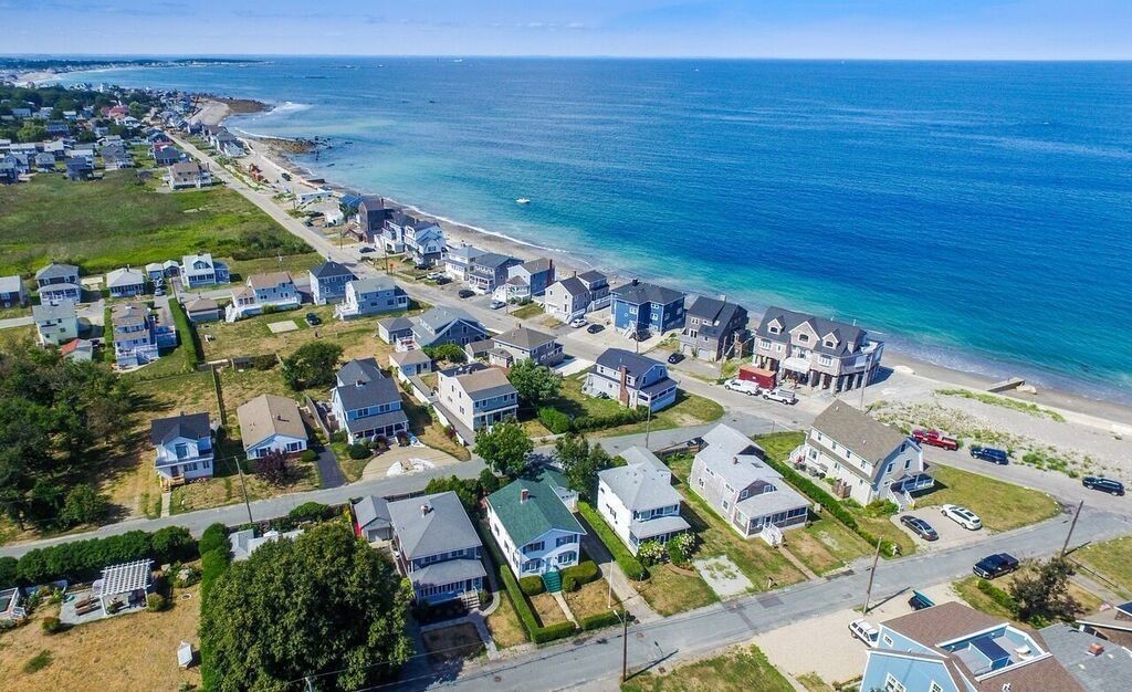91 Marion Road Scituate, MA 02066 - Photo 2 of 11
