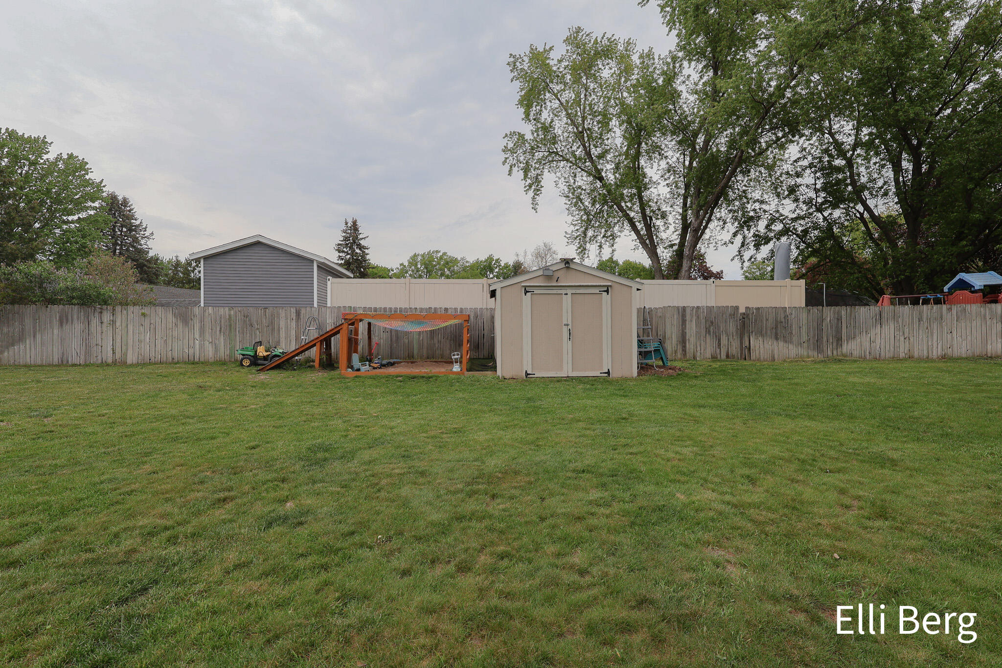 8742 Shadowbrook Drive Jenison, MI 49428 - Photo 30 of 34 IMG_4968