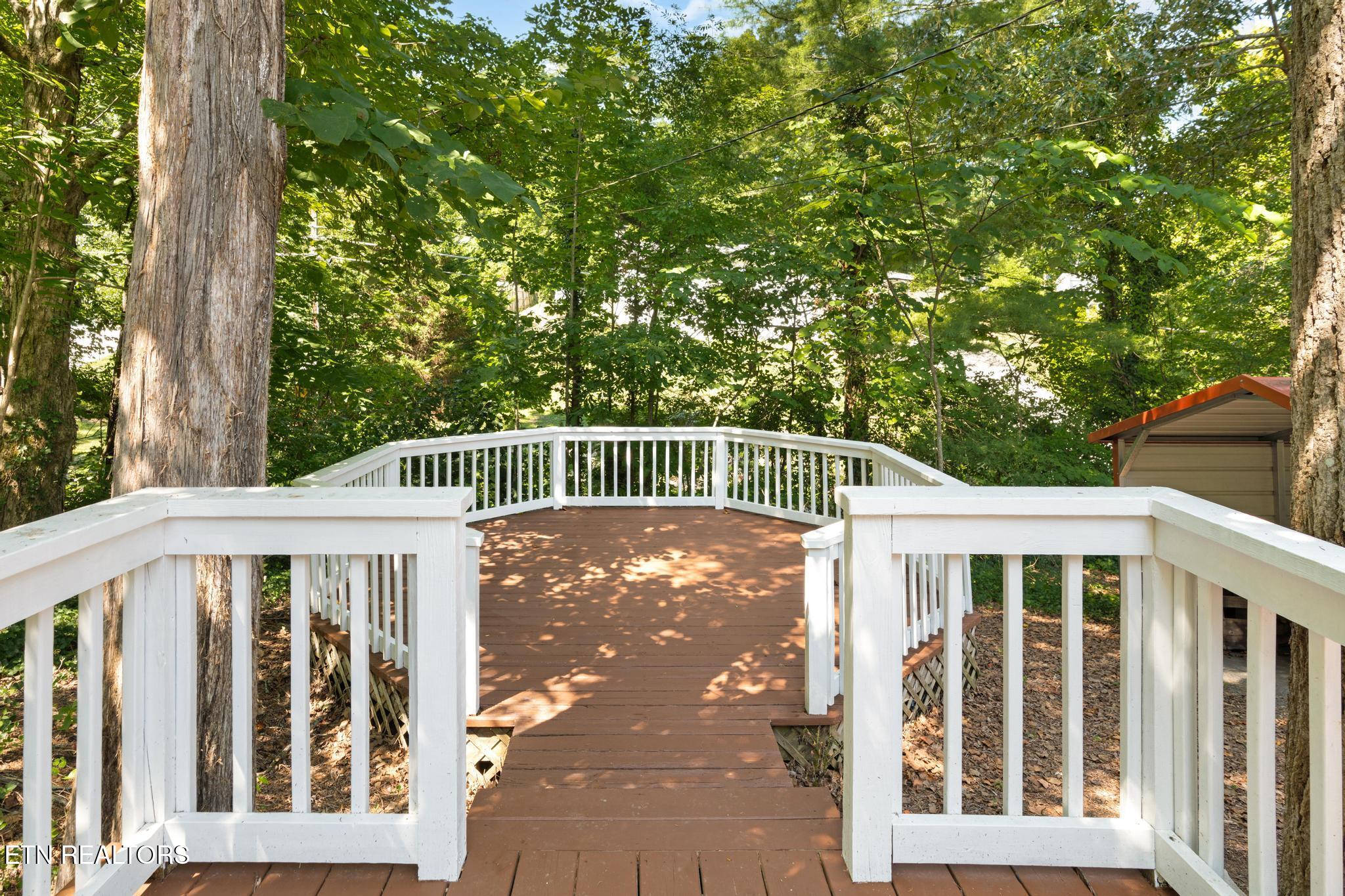 800 Brown Mountain Loop Road Knoxville, TN 37920 - Photo 33 of 45 Amazing Space