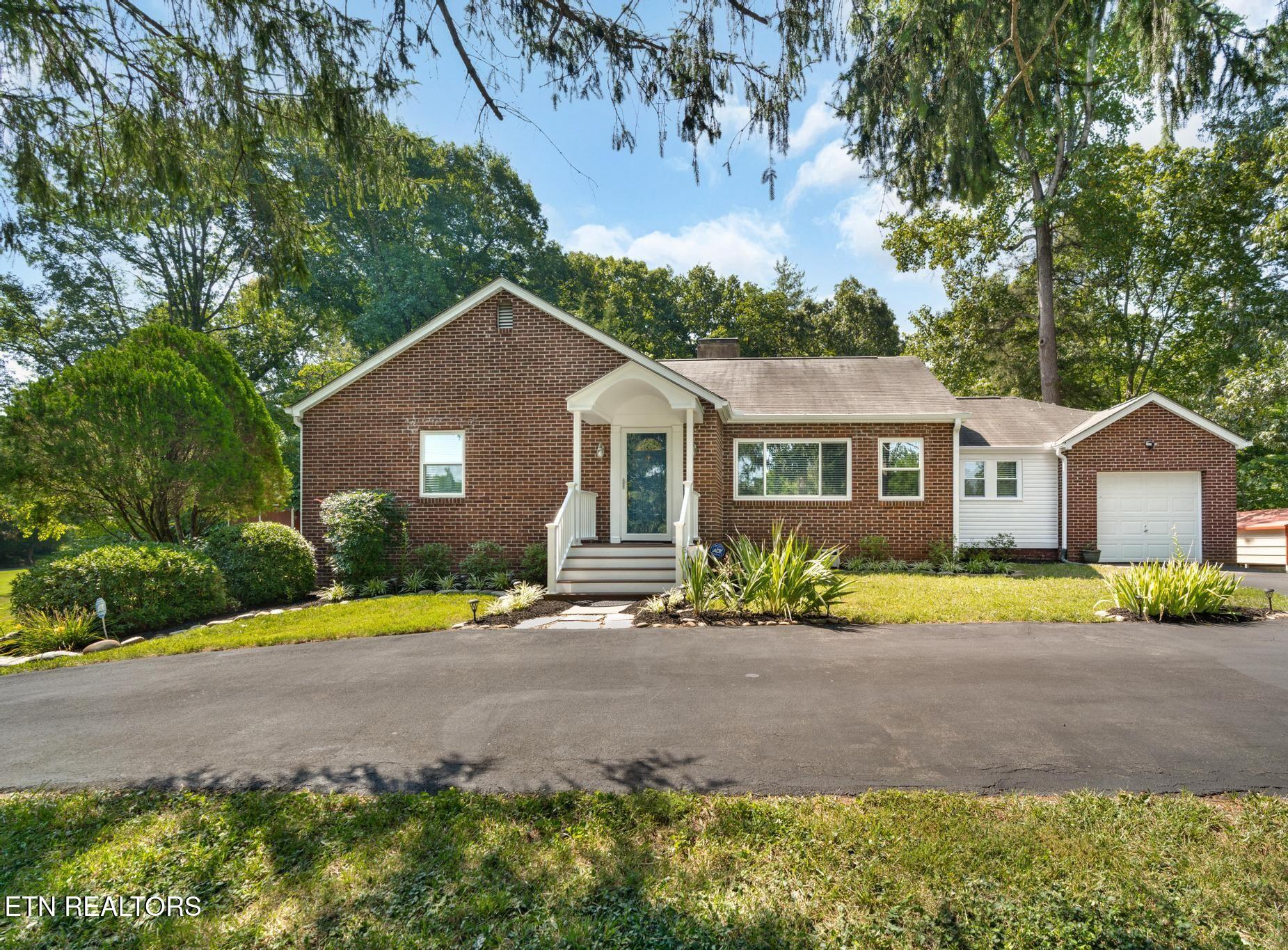 800 Brown Mountain Loop Road Knoxville, TN 37920 - Photo 45 of 45 WELCOME HOME