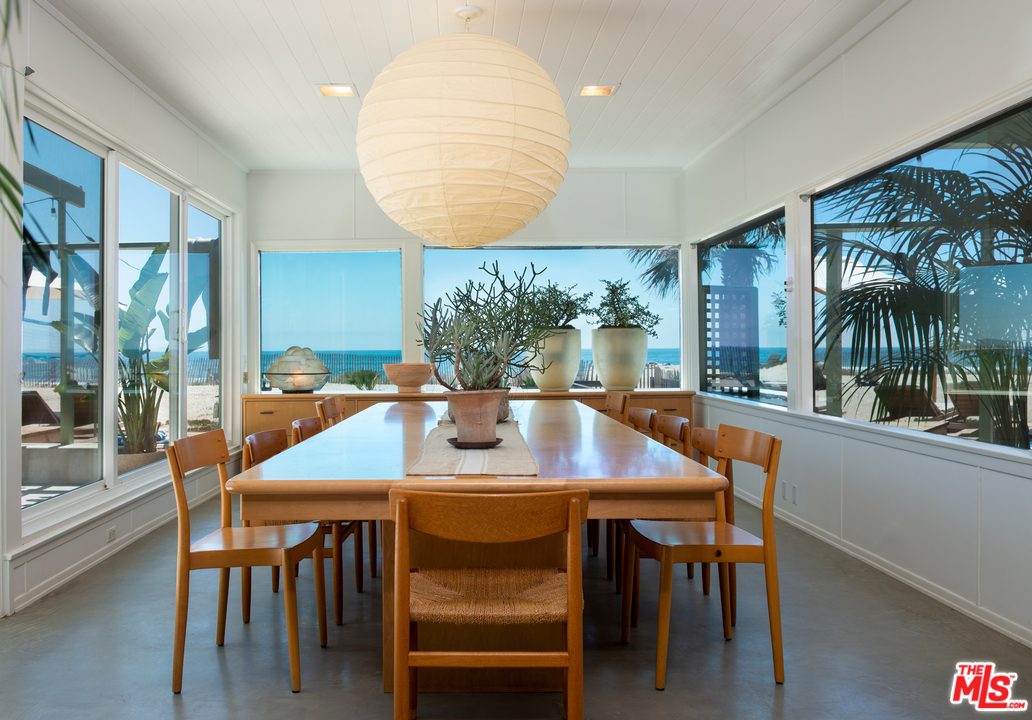 30822 Broad Beach Road Malibu, CA 90265 - Photo 8 of 24 Gallery Image 8