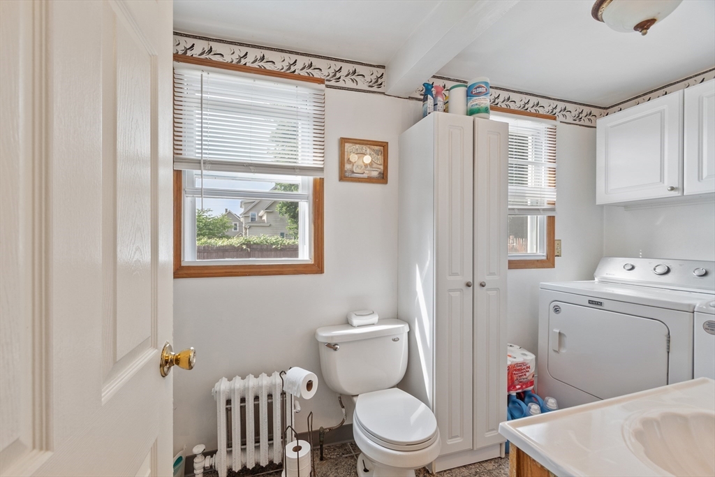53 Corbett Street Lowell, MA 01852 - Photo 25 of 33
