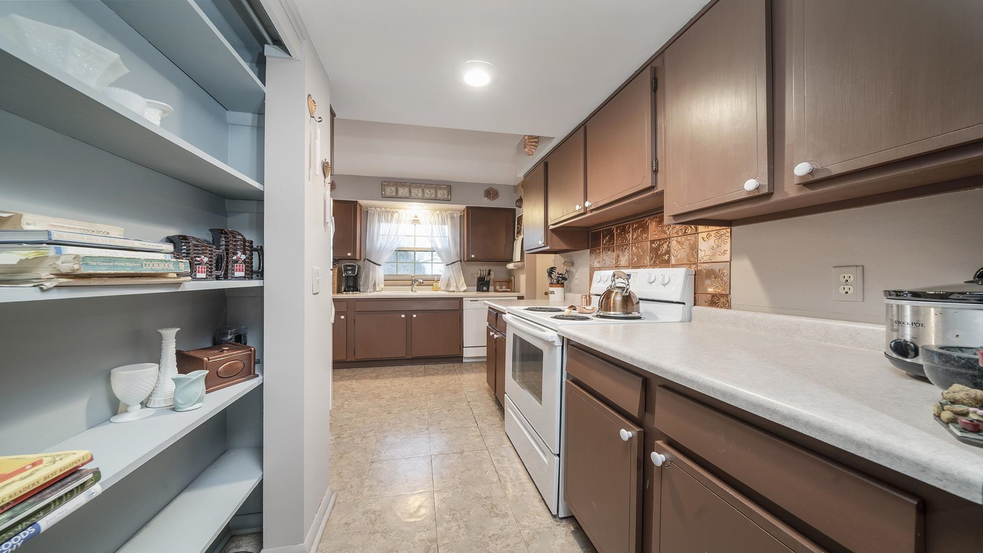 101 Ridge Drive DeKalb, IL 60115 - Photo 13 of 37 Gallery Image 13