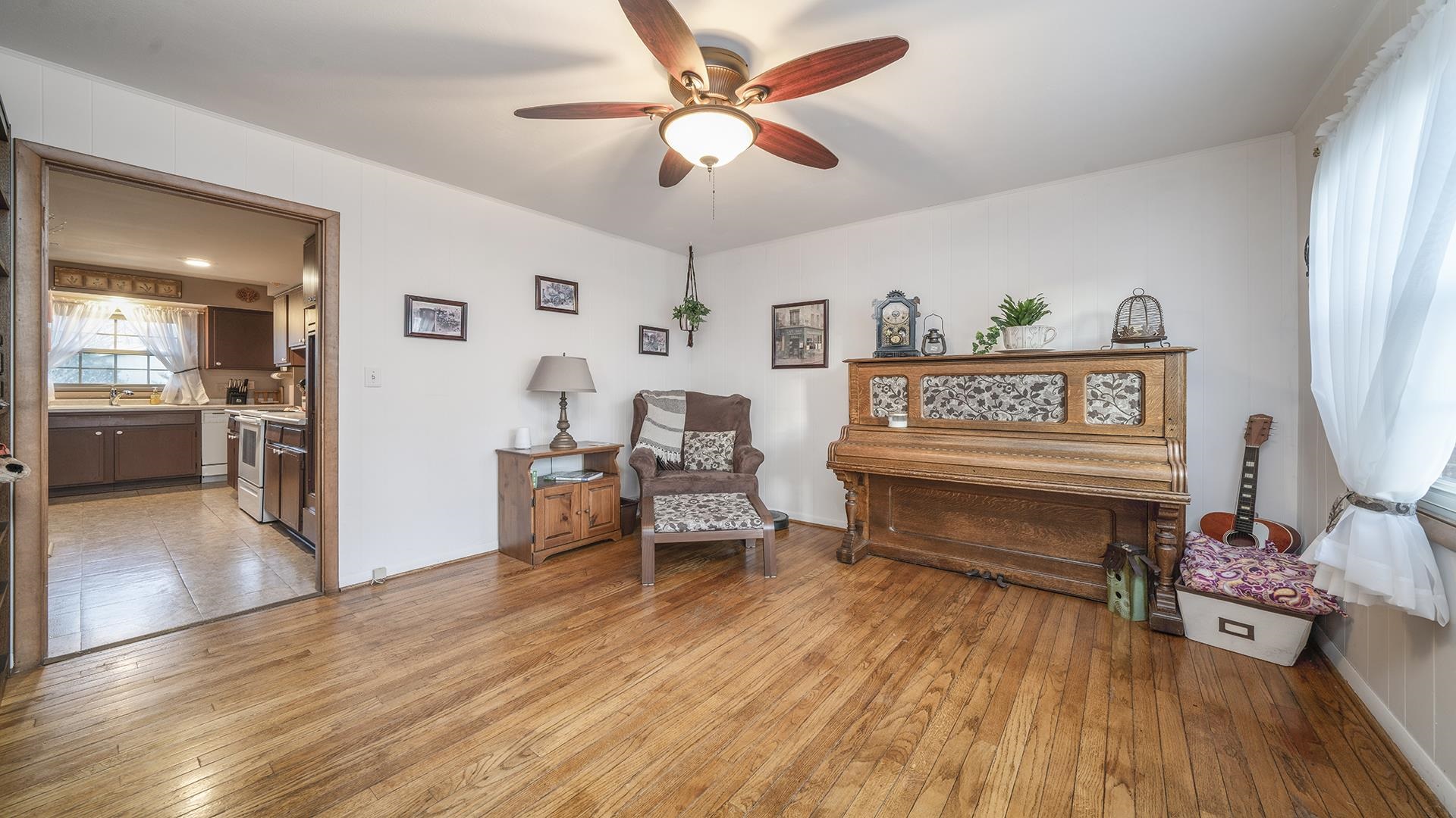 101 Ridge Drive DeKalb, IL 60115 - Photo 17 of 37 Gallery Image 17