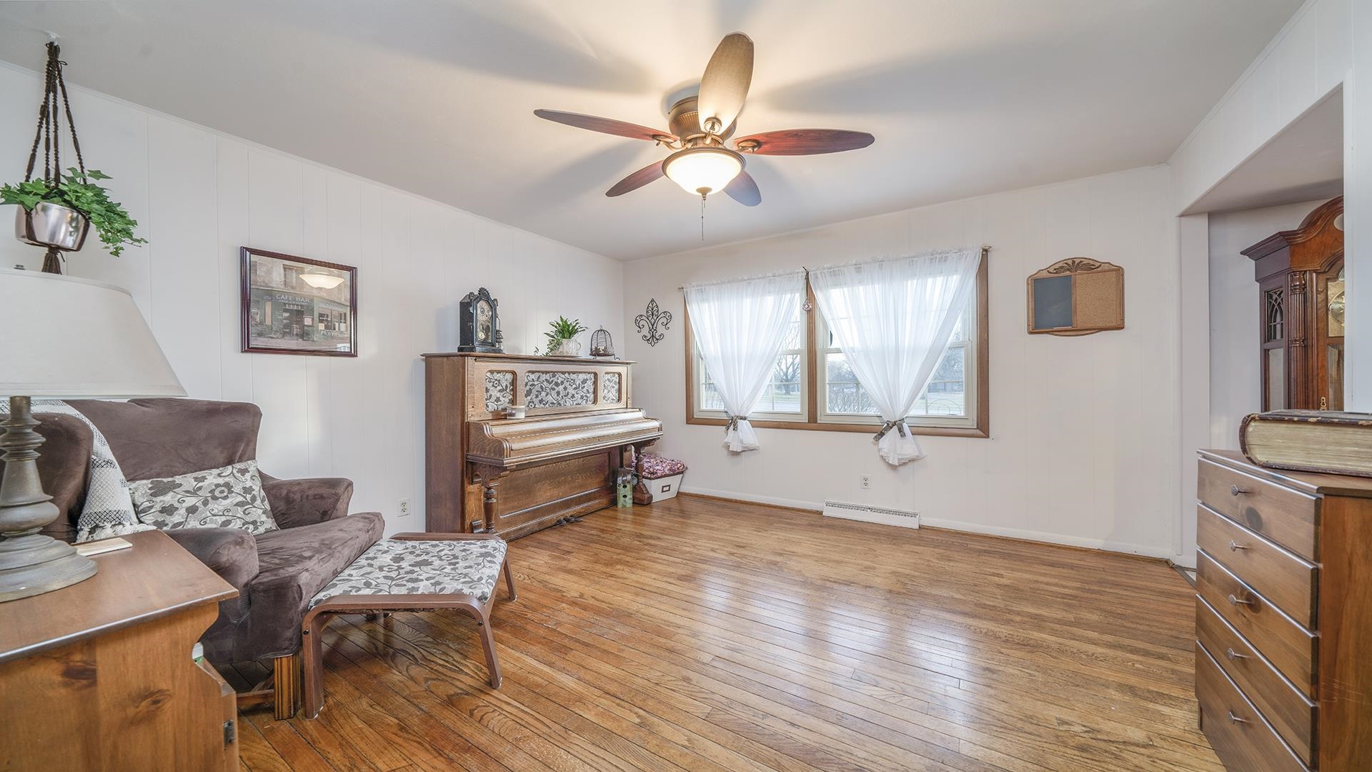 101 Ridge Drive DeKalb, IL 60115 - Photo 18 of 37 Gallery Image 18