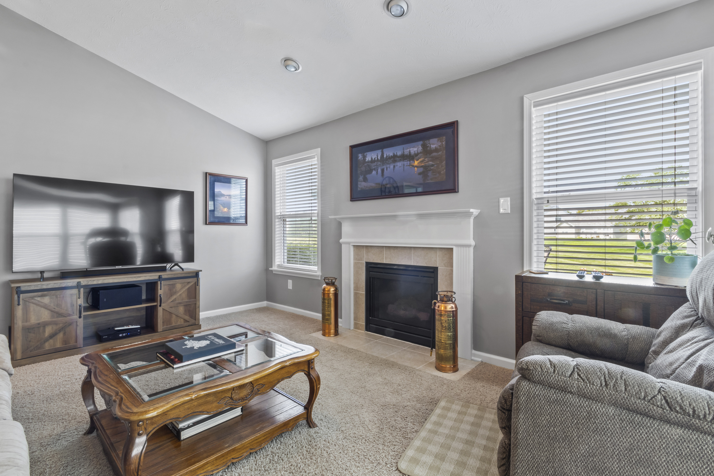 19001 Round Lake Road Noblesville, IN 46060 - Photo 9 of 43 Gallery Image 9