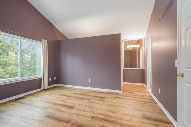 $3,600 | 5660 Versailles Avenue, Ann Arbor, MI 48103