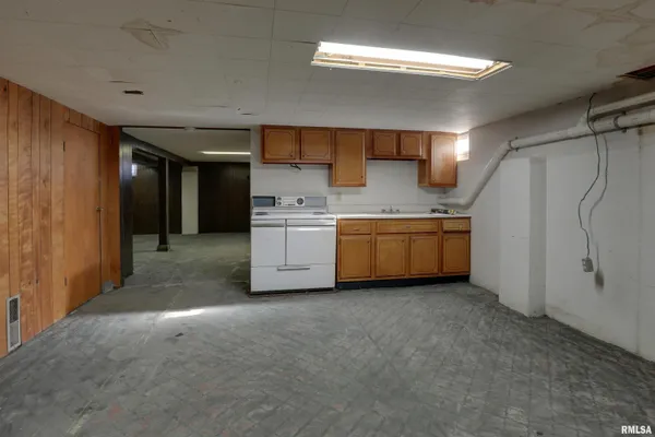 $225,000 | 3302 Lindell Avenue, Quincy, IL 62301