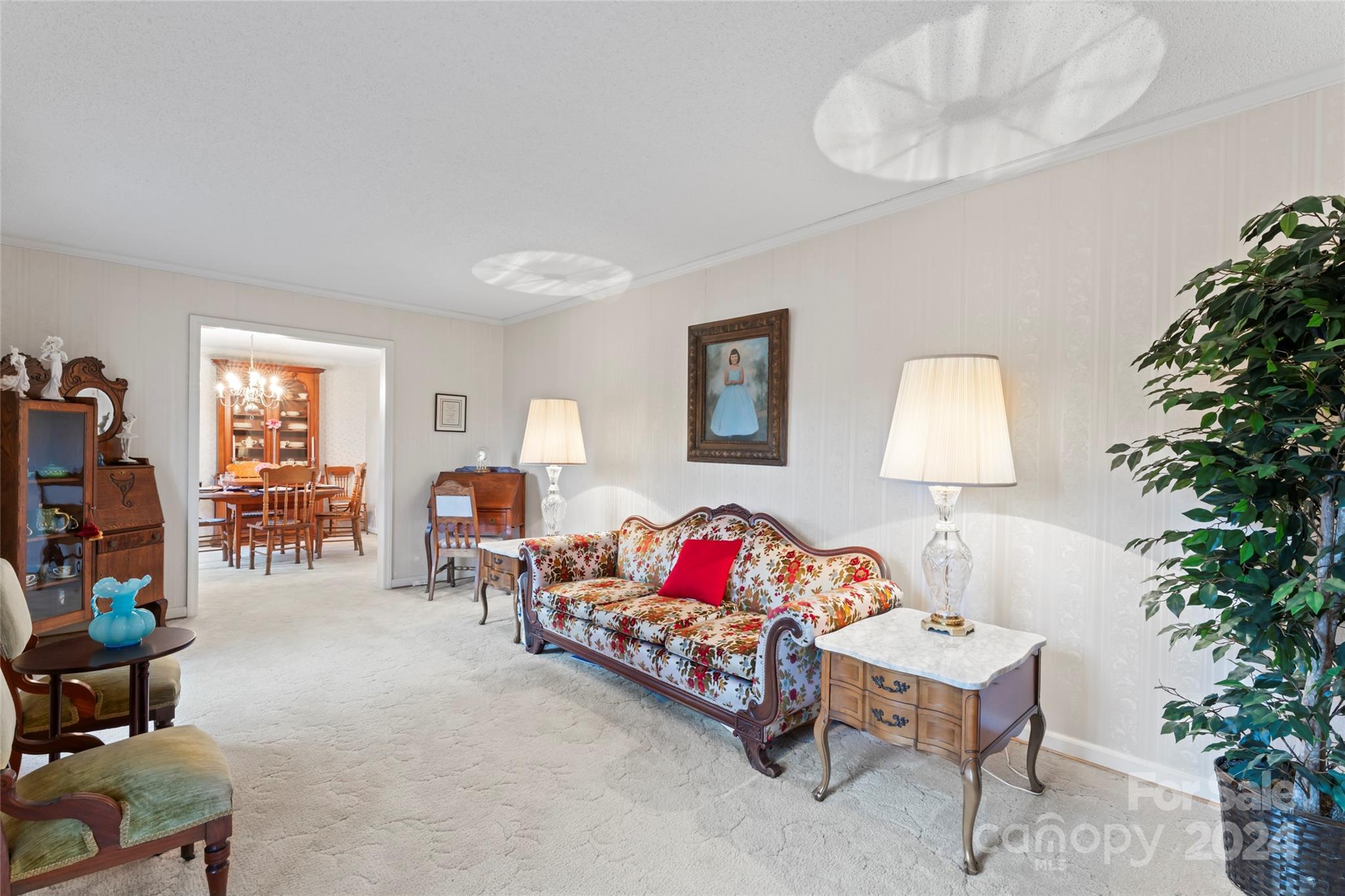 950 Arrowhead Drive Rock Hill, SC 29730 - Photo 17 of 38 a living room with furniture and a potted plant