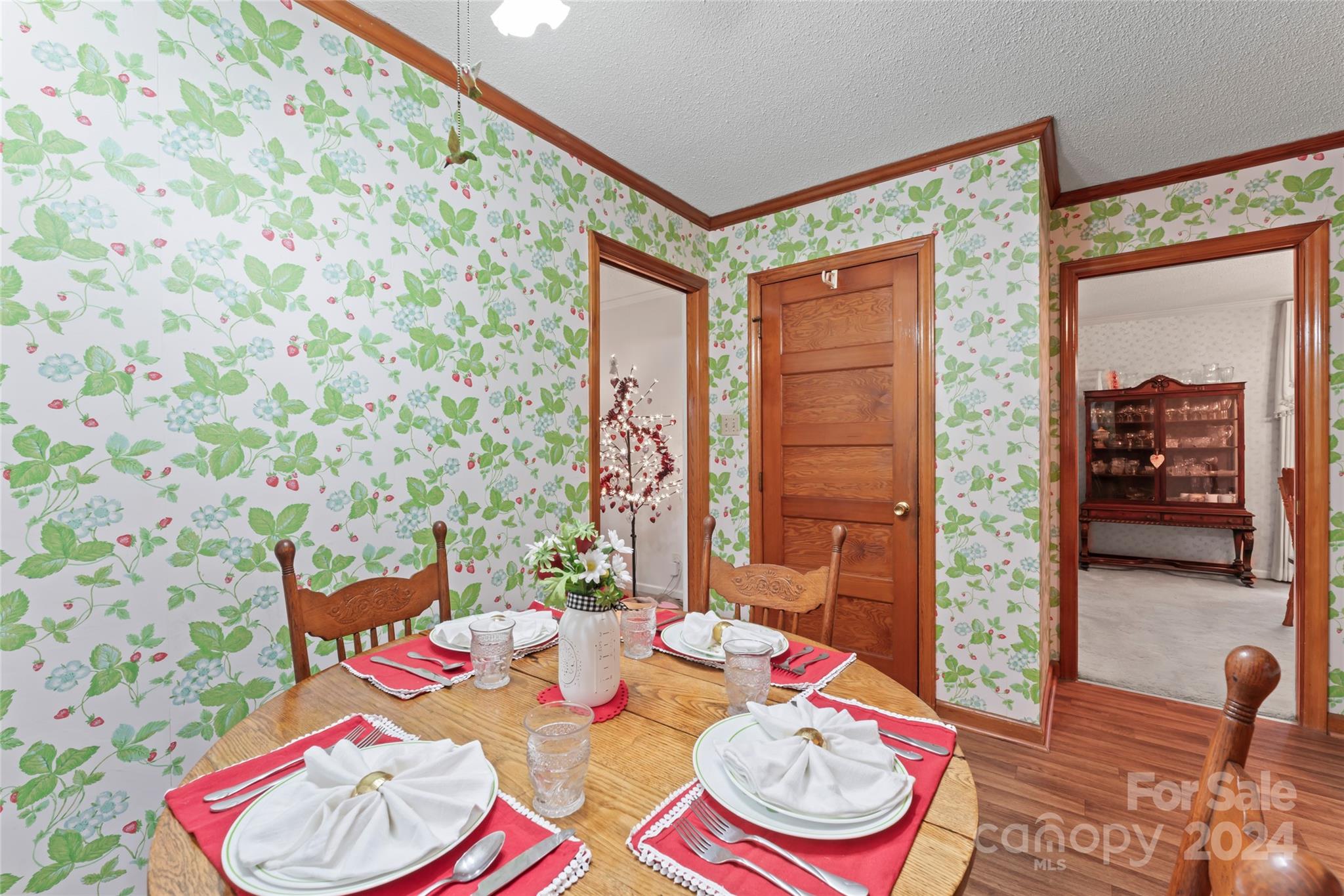 950 Arrowhead Drive Rock Hill, SC 29730 - Photo 6 of 38 a living room with furniture and a table