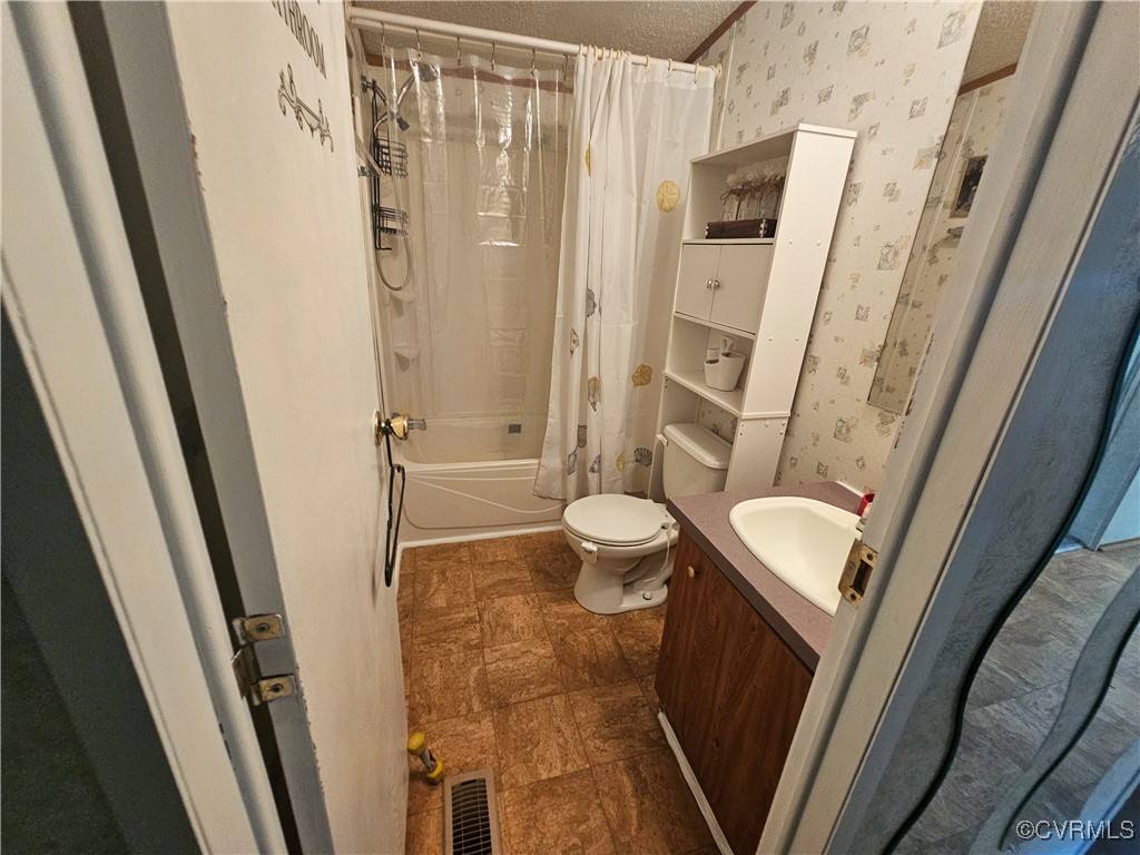 6270 Sturgeon Point Road Providence Forge, VA 23140 - Photo 12 of 13 Gallery Image 12