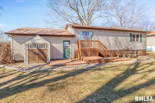 $170,000 | 7 Centennial, Franklin, IL 62638