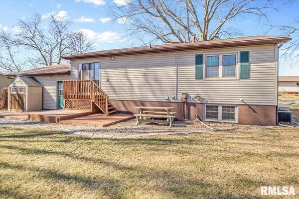 $170,000 | 7 Centennial, Franklin, IL 62638