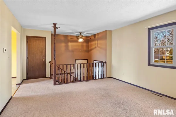 $170,000 | 7 Centennial, Franklin, IL 62638